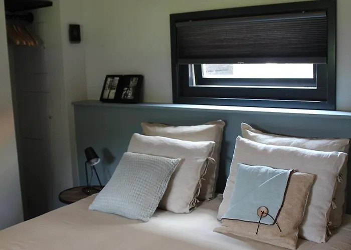 Hoeve Altena Barn-house *