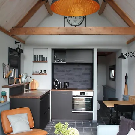 アパート Hoeve Altena Barn-house *